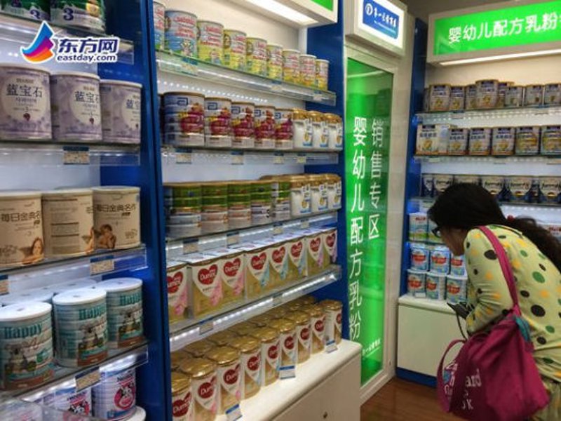 在挑选纸尿裤时，家长们最关心的问题之一就是产品的外观和设计。今天我们就来聊聊纸尿裤的“颜值”问题。
